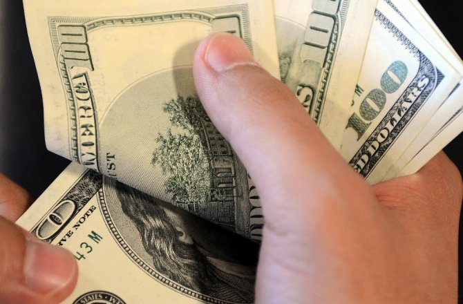 DOLAR 3,7860 LİRADAN GÜNE BAŞLADI