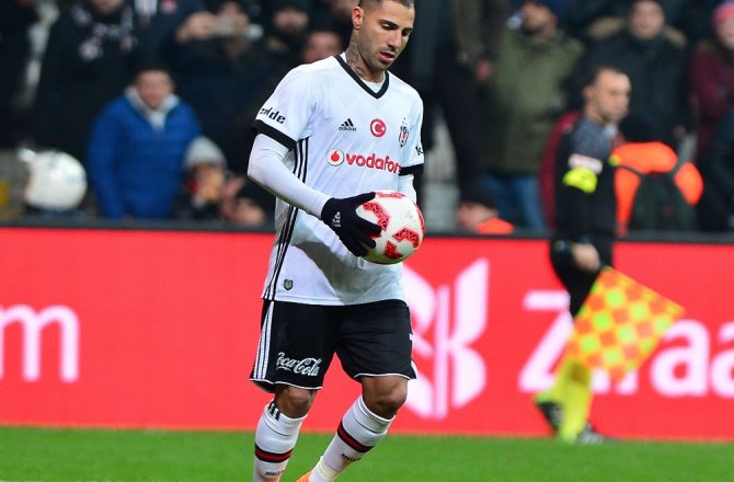 QUARESMA 2 DERBİDE 49 DAKİKA SAHADA KALDI