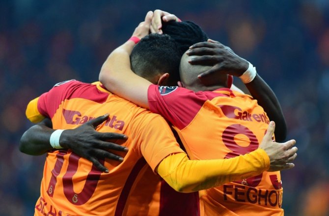 GALATASARAY’I BEKLEYEN ZORLU 6 HAFTA