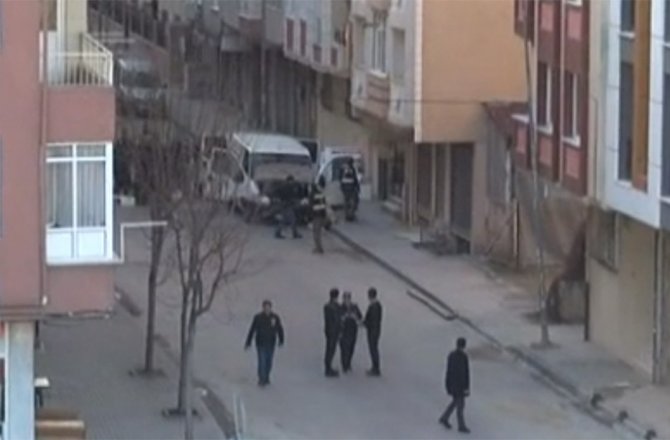 BOMBALI MİNİBÜS SORUŞTURMASINDA 5 GÖZALTI DAHA