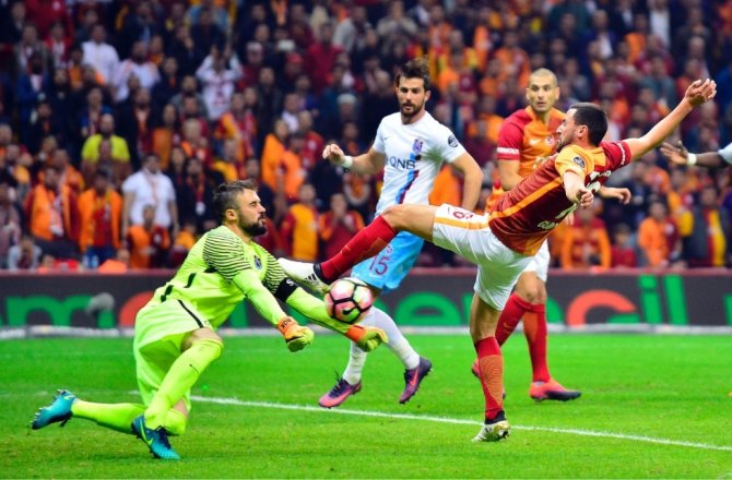 GALATASARAY İLE TRABZONSPOR 125. RANDEVUDA