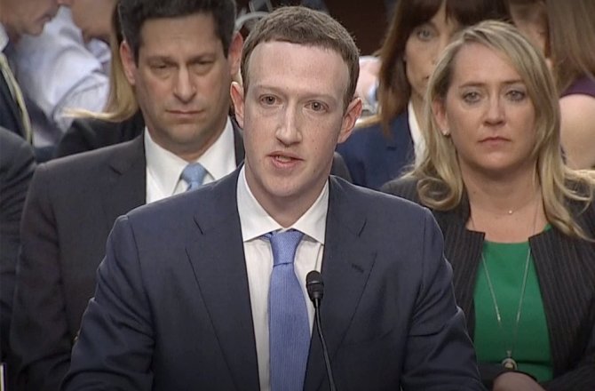 ZUCKERBERG İFADE VERDİ