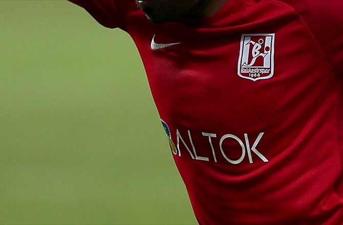 BALIKESİRSPORLU FUTBOLCULAR ANTRENMANA ÇIKMADI