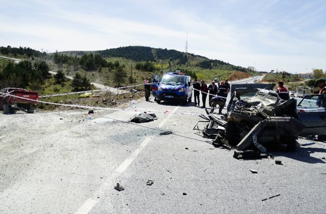 KASTAMONU’DA FECİ KAZA: 1 ÖLÜ, 4 YARALI