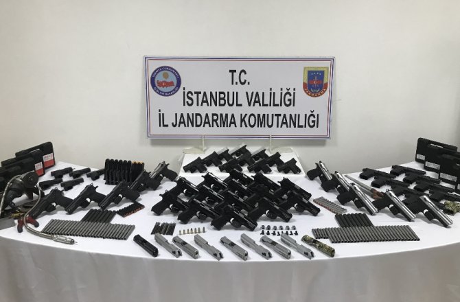 JANDARMADAN KURUSIKIDAN GERÇEK SİLAH YAPILAN İMALATHANEYE BASKIN