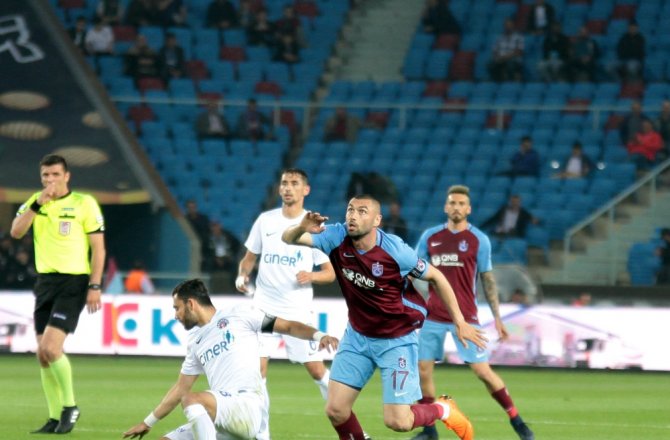 TRABZON’DA 7 GOL, 2 KIRMIZI KART