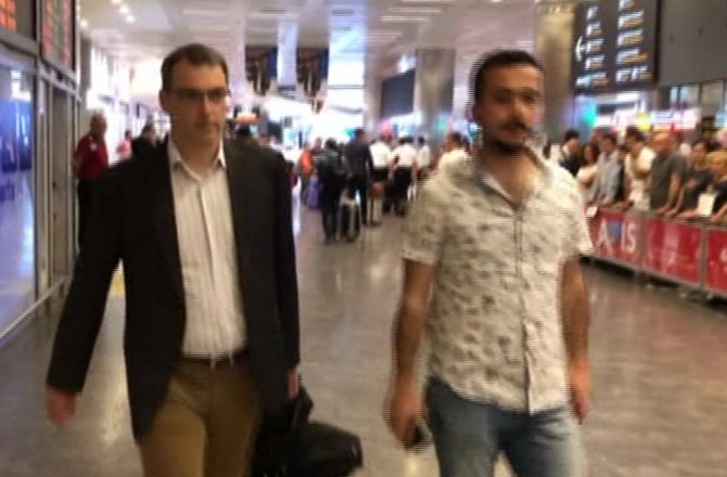 ALİ KOÇ’UN DAVETİ ÜZERİNE İSTANBUL’A GELDİ