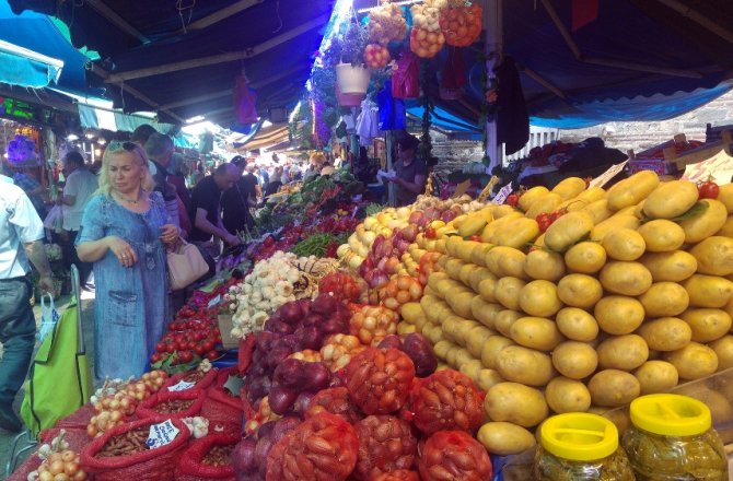 PATATES VE SOĞAN FİYATLARI FIRLADI