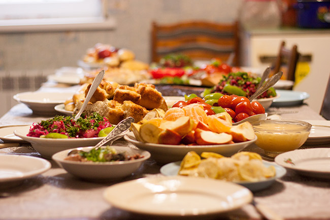 Sağlıklı Bir Ramazan Bayramı İçin Dengeli Beslenin