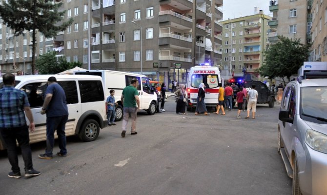 Diyarbakır’da silahlı kavga: 3 yaralı