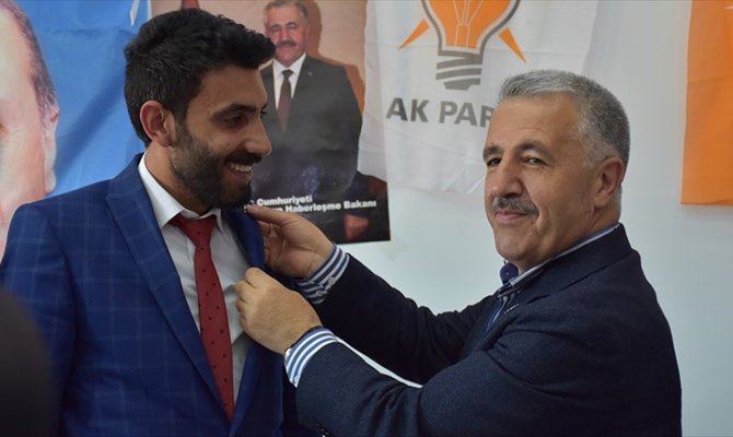 Saadet Partisi'nden AK Parti'ye katılım