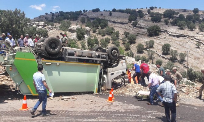 Adıyaman’da feci kaza: 2 ölü, 1 yaralı