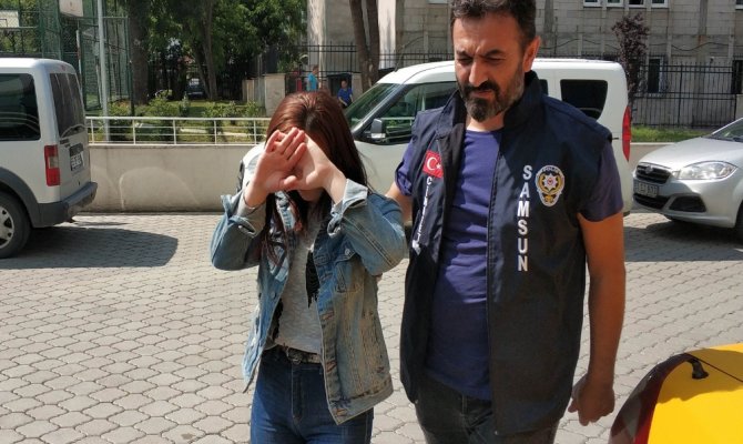 İki kız arasındaki "neden bakıyorsun" tartışması kanlı bitti