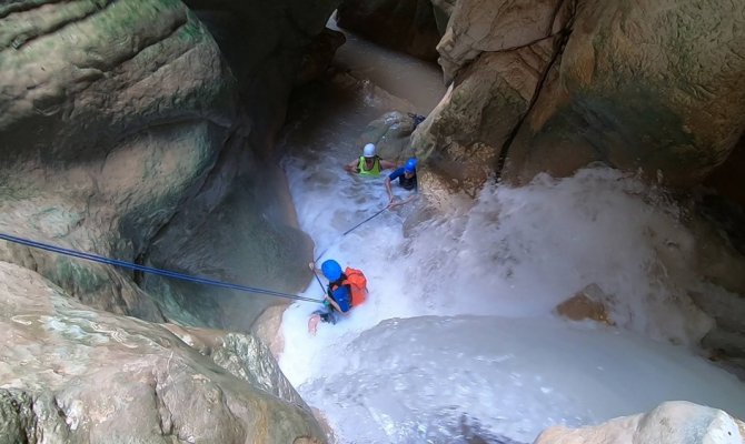 Harmankaya Kanyonu görenleri hayran bırakıyor