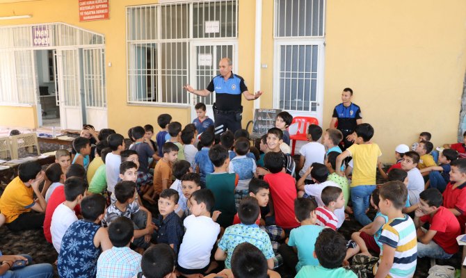 Kur’an kursu öğrencilerine 'çocuk istismarı' anlatıldı   