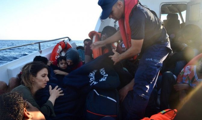 İzmir’de iki günde 90 kaçak göçmen yakalandı