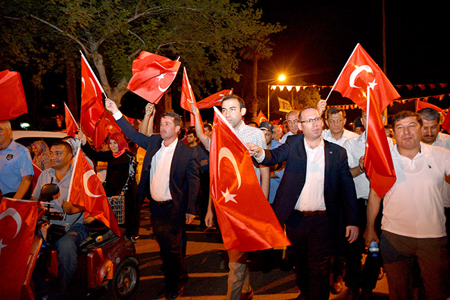 Türkoğlu Tek Yürek Meydanlarda