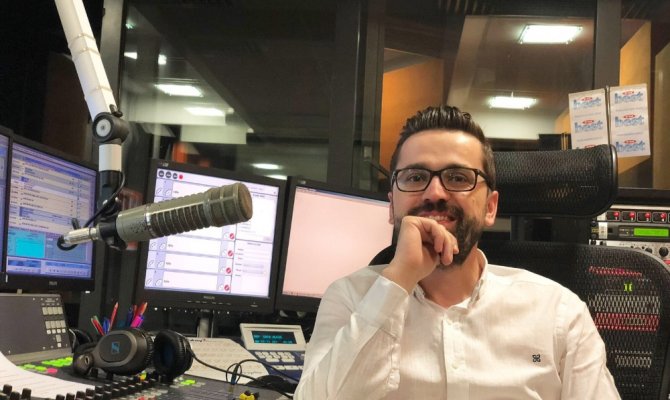 Radyo programcısının zor anları