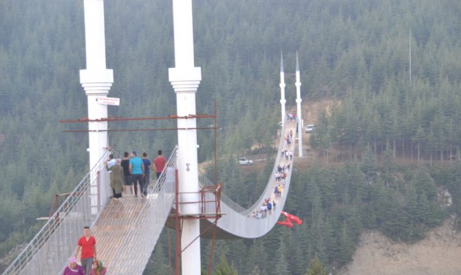 Kahramanmaraş'ta "köprü turizmi"