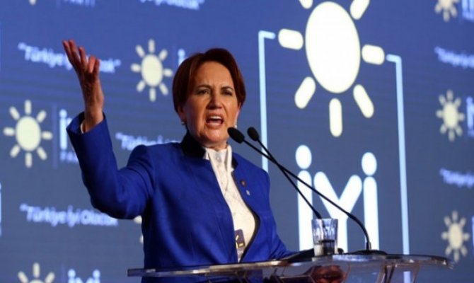 İYİ Parti Genel Başkanı Akşener: Pazartesi genel merkezde olacağım