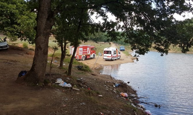 Gölete giren çocuk hayatını kaybetti