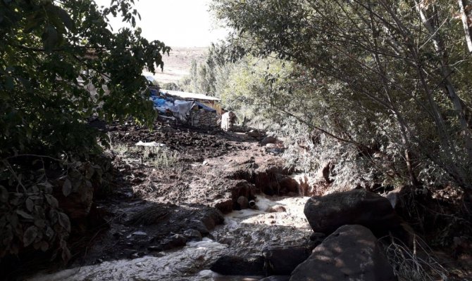 Malatya’da sağanak yağış etkili oldu