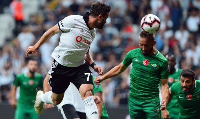 Beşiktaş’tan ilk yarıda 2 gol