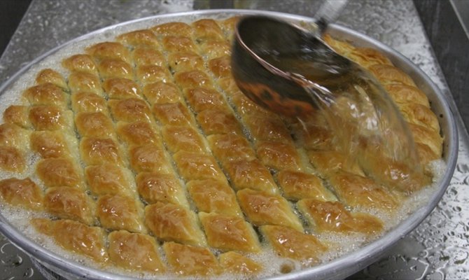 Baklavacıları 'tatlı' bir telaş sardı