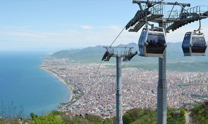 Ordu'daki teleferik 9 günde 100 bin yolcu taşıdı