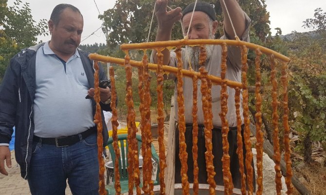 Kahramanmaraş’ı pekmez sucuğu telaşı sardı