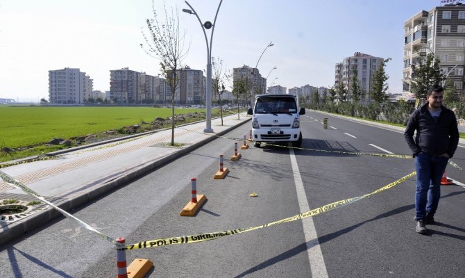 Eşine sokak ortasında kurşun yağdırdı