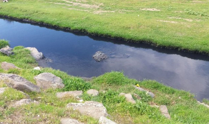 İslahiye Karasu çayı da kirlilikten nasibini aldı