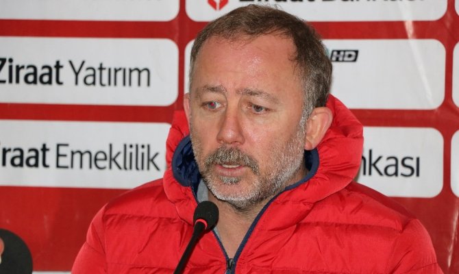 Sergen Yalçın: Kahramanmaraşspor oynadı kazandı