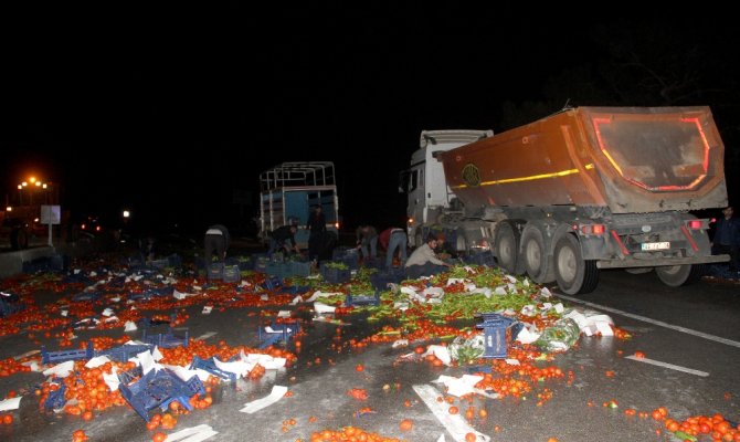 Tonlarcası yollara saçıldı! Görenler hayrete düştü