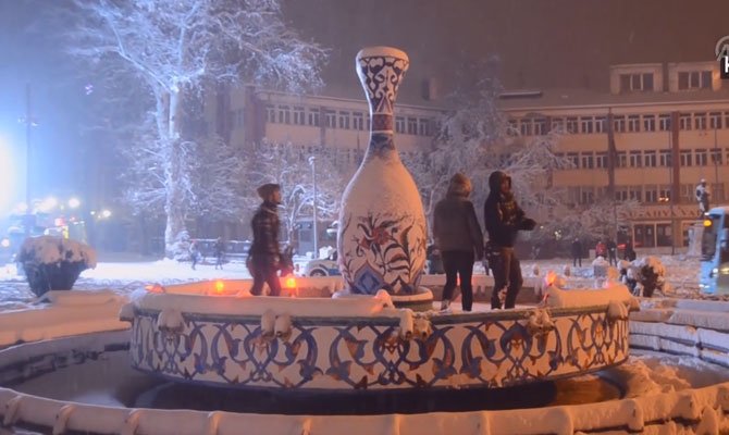 Ülkenin farklı bölgelerinden kar manzaraları