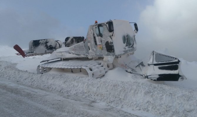 200 kişi 16 saatlik bir mücadelenin ardından kurtarıldı