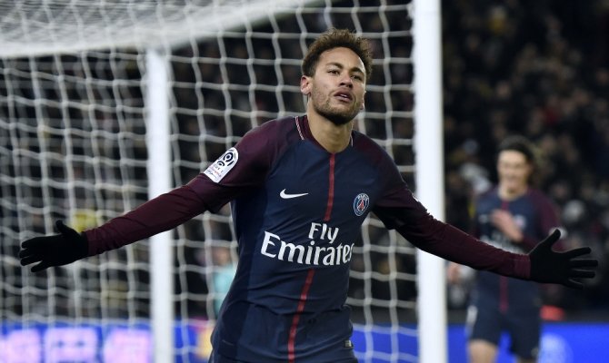 Neymar'ın 10 hafta sahalardan uzak kalacağı açıklandı