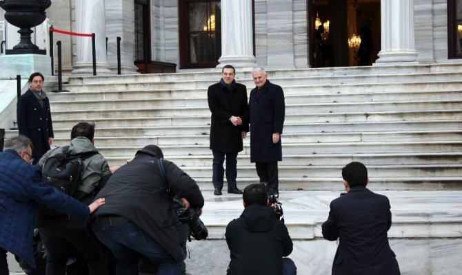 Binali Yıldırım, Çipras ile görüştü