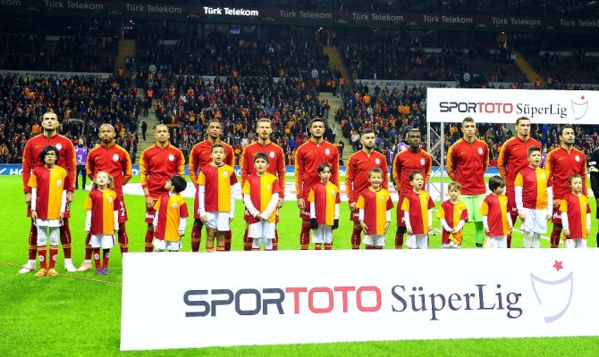 Galatasaray Trabzonspor'a karşı avantajını kullanmak istiyor