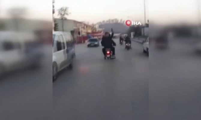 Silahlı magandalar motosiklet üzerinde dehşet saçtı