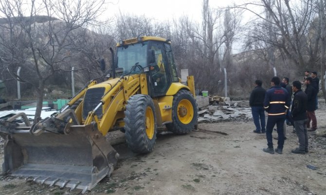 Kapadokya’da 14 kaçak yapının yıkımı tamamlandı