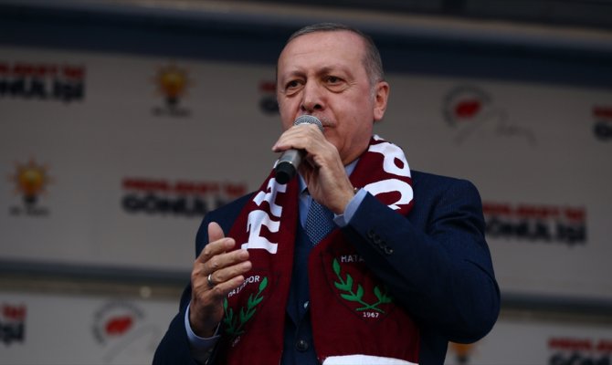 Cumhurbaşkanı Erdoğan: Her seçimi ellerine yüzlerine bulaştırıyorlar