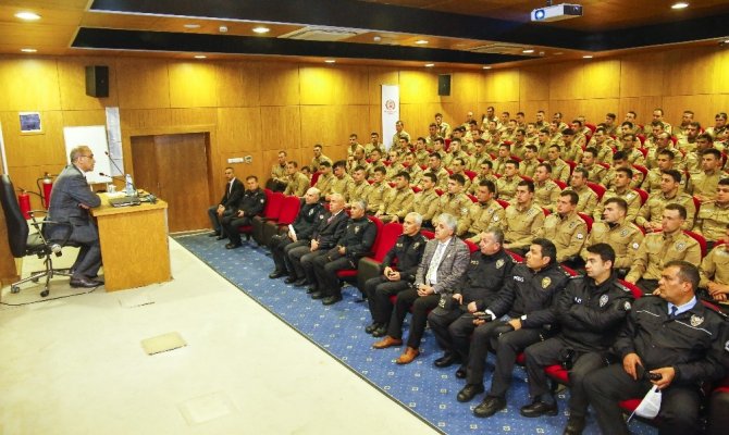 139 çarşı ve mahalle bekçisi için hizmet içi eğitim başladı