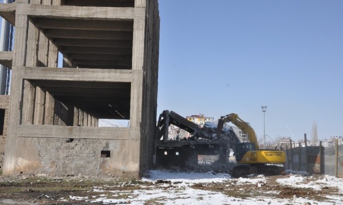 İntihar girişiminde bulunanların mekanı yıkıldı