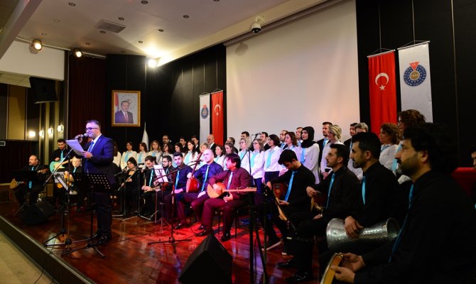 Ksü Türk Halk Müziği Korosundan Muhteşem Konser