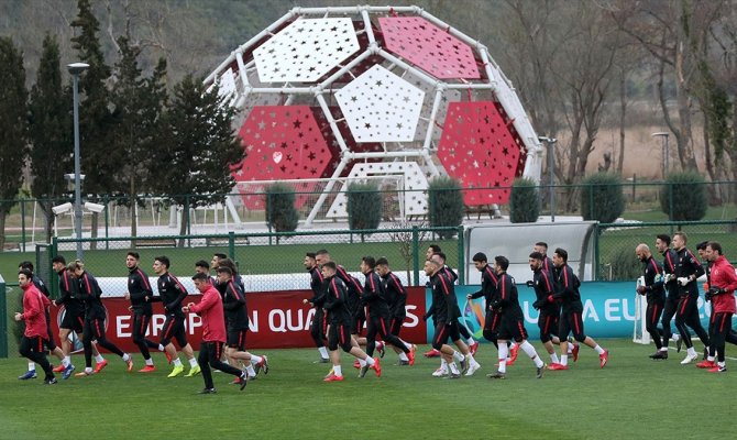 A Milli Futbol Takımı hazırlıklarını sürdürdü