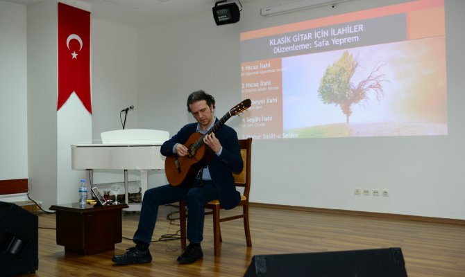 KSÜ’de Gitar Resitali ve Söyleşi Gerçekleştirildi