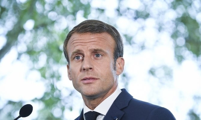 Macron: “Notre Dame Katedrali 5 yılda yeniden inşa edilecek”