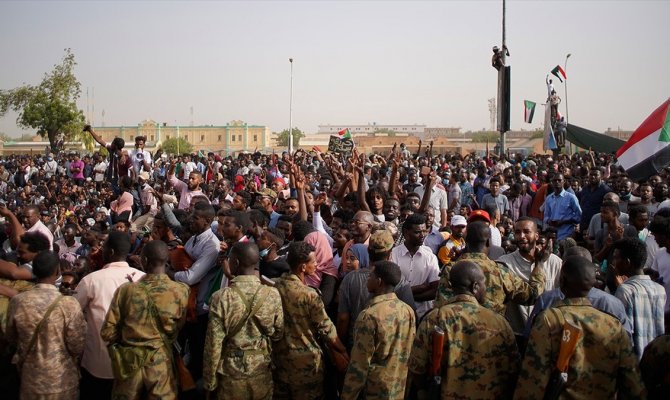 Sudan'da darbeye giden süreç ve sonrasında yaşananlar