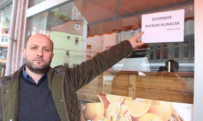 Bu market işçi değil patron arıyor